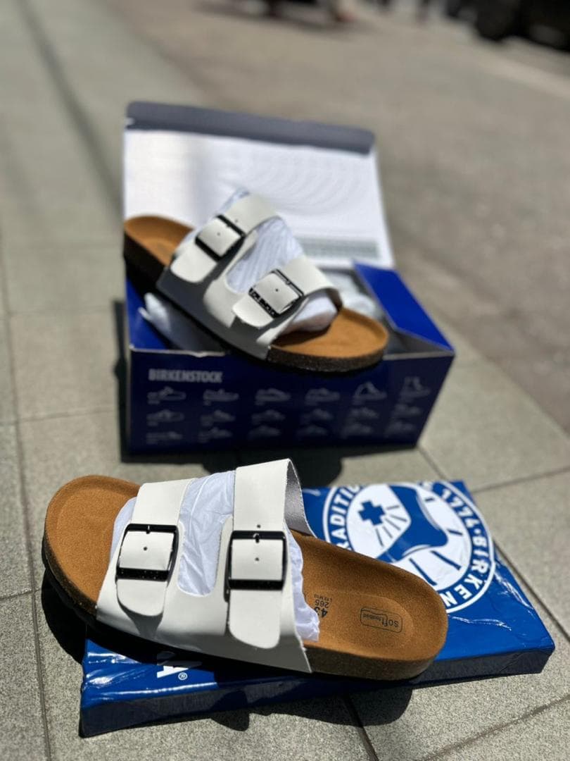 WHITE BIRKENSTOCK
