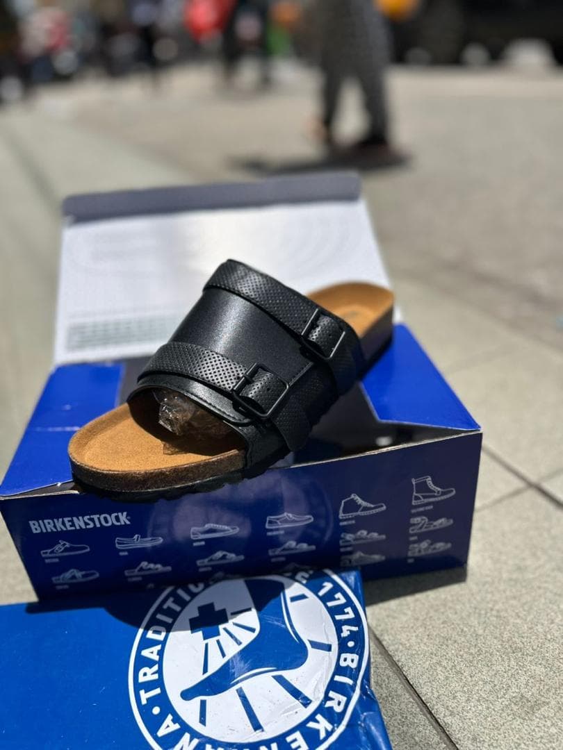 BLACK BIRKENSTOCK